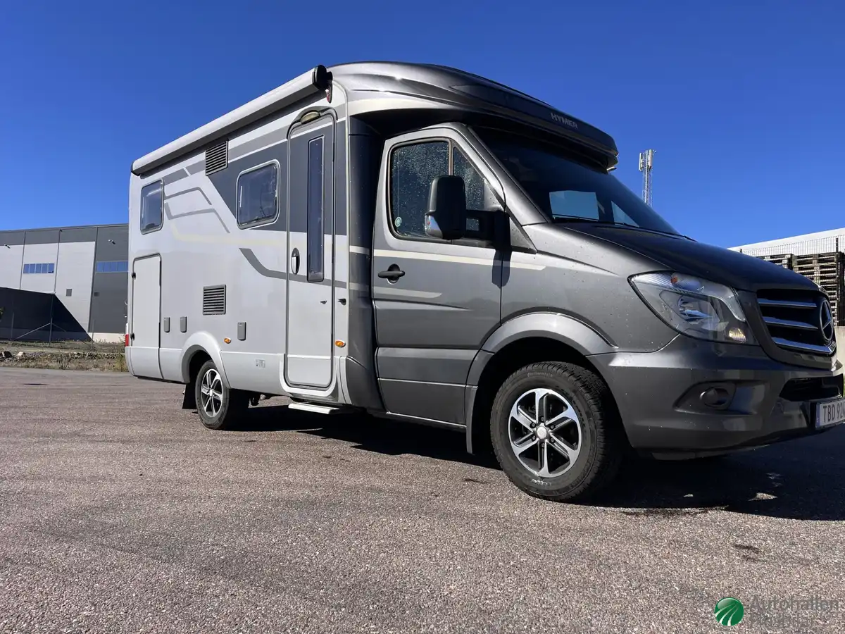 Hymer MLT 570 — Halvintegrerad