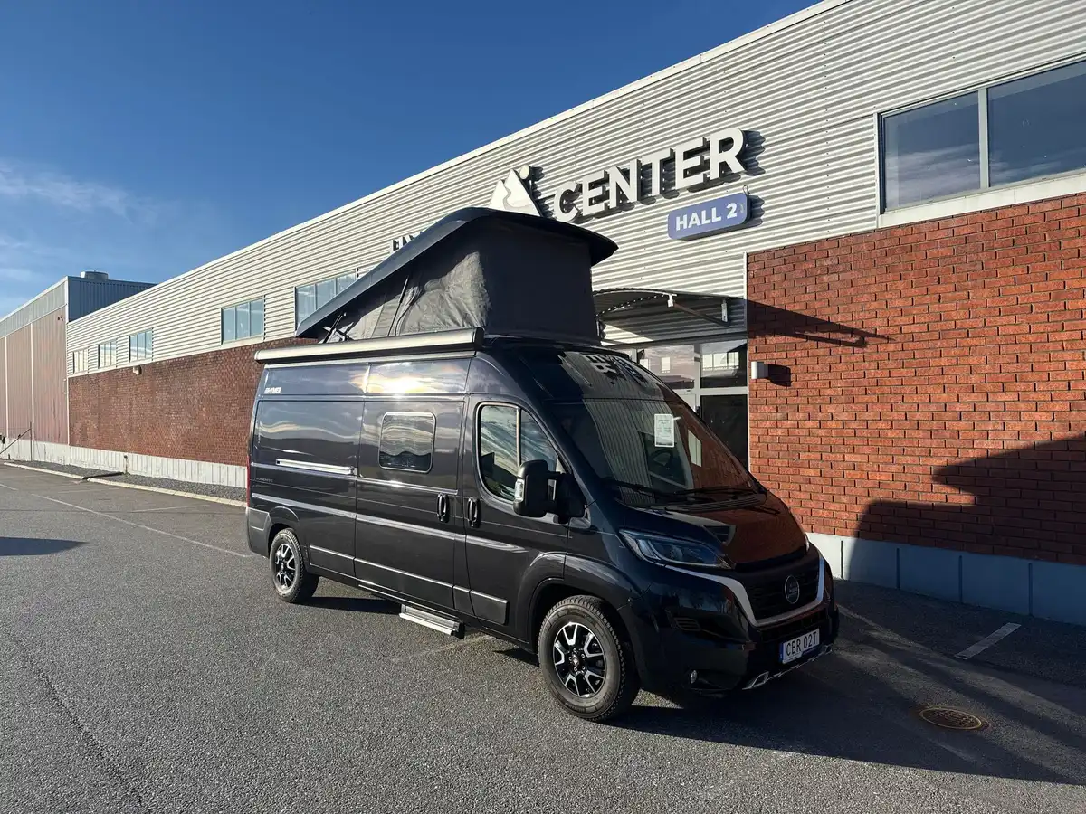 HYMER Yosemite Facelift — Plåtis