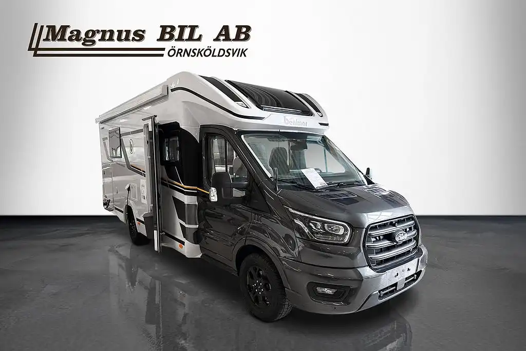 Benimar Tessoro 497 — Halvintegrerad