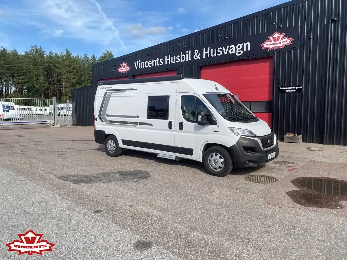 Weinsberg-CARATOUR 600 MQ-(2022) — Plåtis