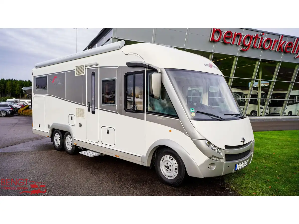 Carthago Chic E-Line I 50 Linerclass — Helintegrerad