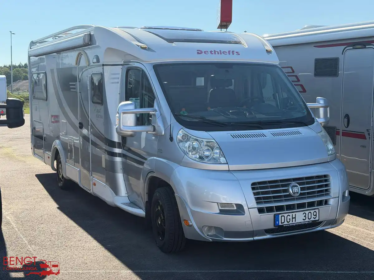 Dethleffs MAGIC EDITION BM T 001 — Halvintegrerad