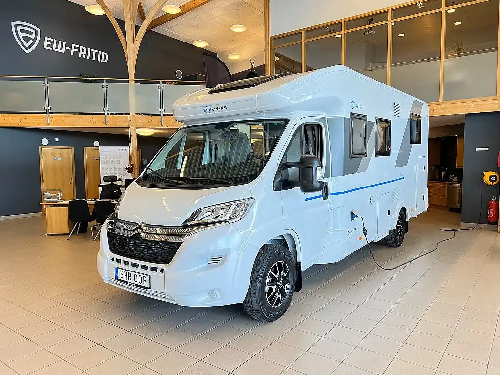 Sun Living S 72 DC — Halvintegrerad