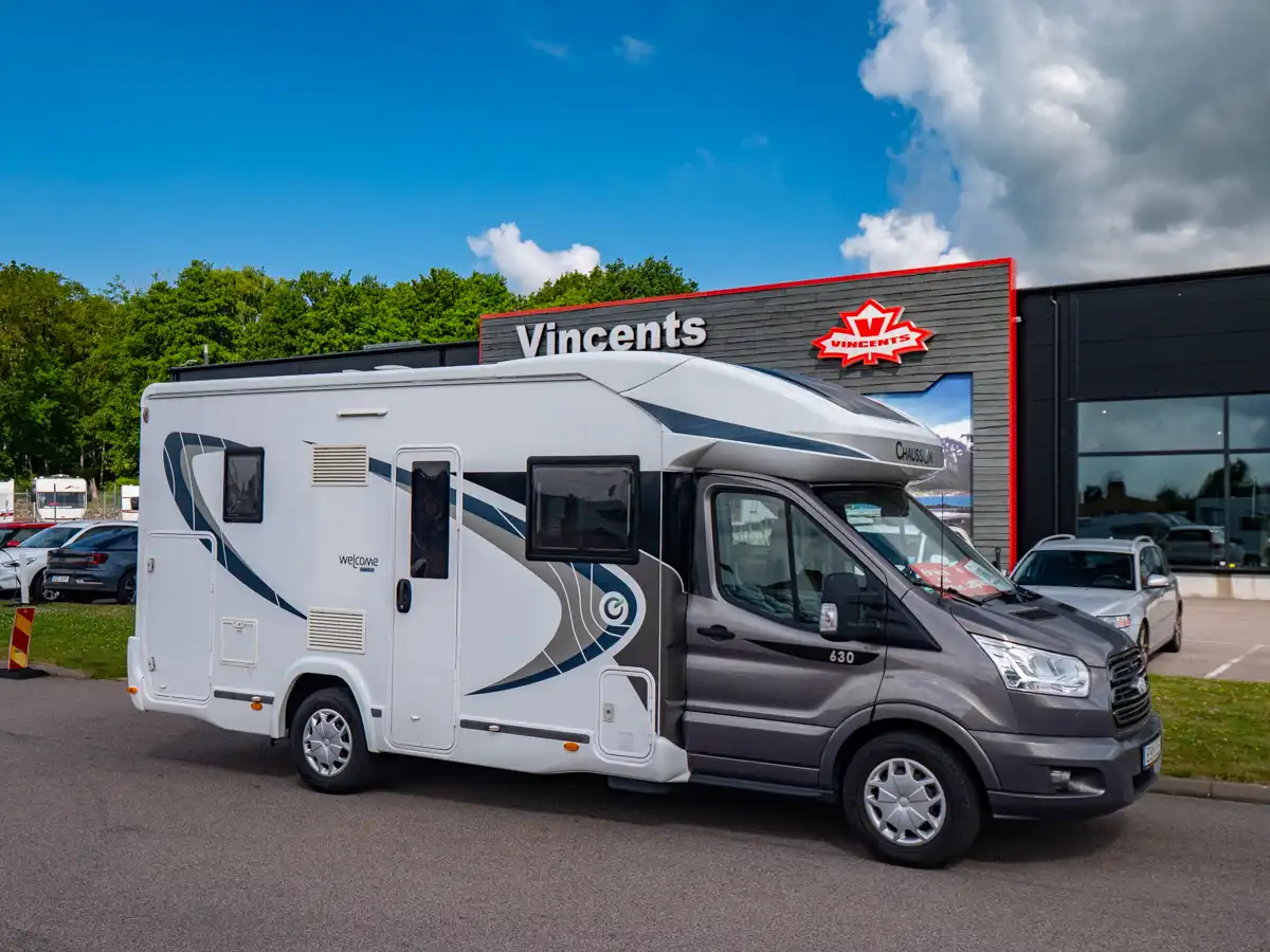 Chausson-630 WELCOME *Långbäddar *Solcell-(2017) — Halvintegrerad med taksäng