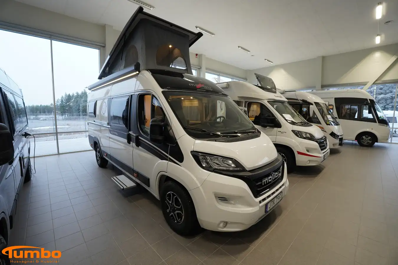 Malibu - VAN 640 LE RB GT skyview Pop up Automat 9G 180hk vit — Övrigt