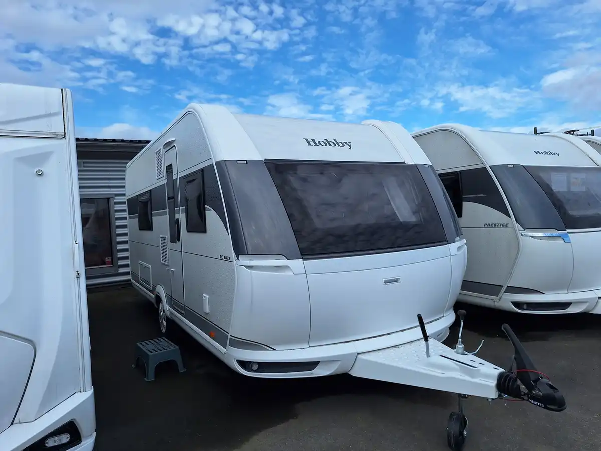 Hobby De Luxe 495 WFB — Husvagn