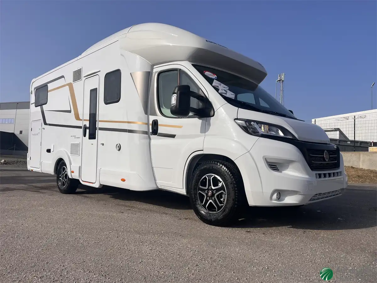 Eura Mobil Profila RS 720 EF — Halvintegrerad med taksäng