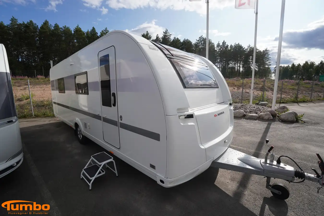 Adria - ALPINA 663 HT Förtält AC — Husvagn