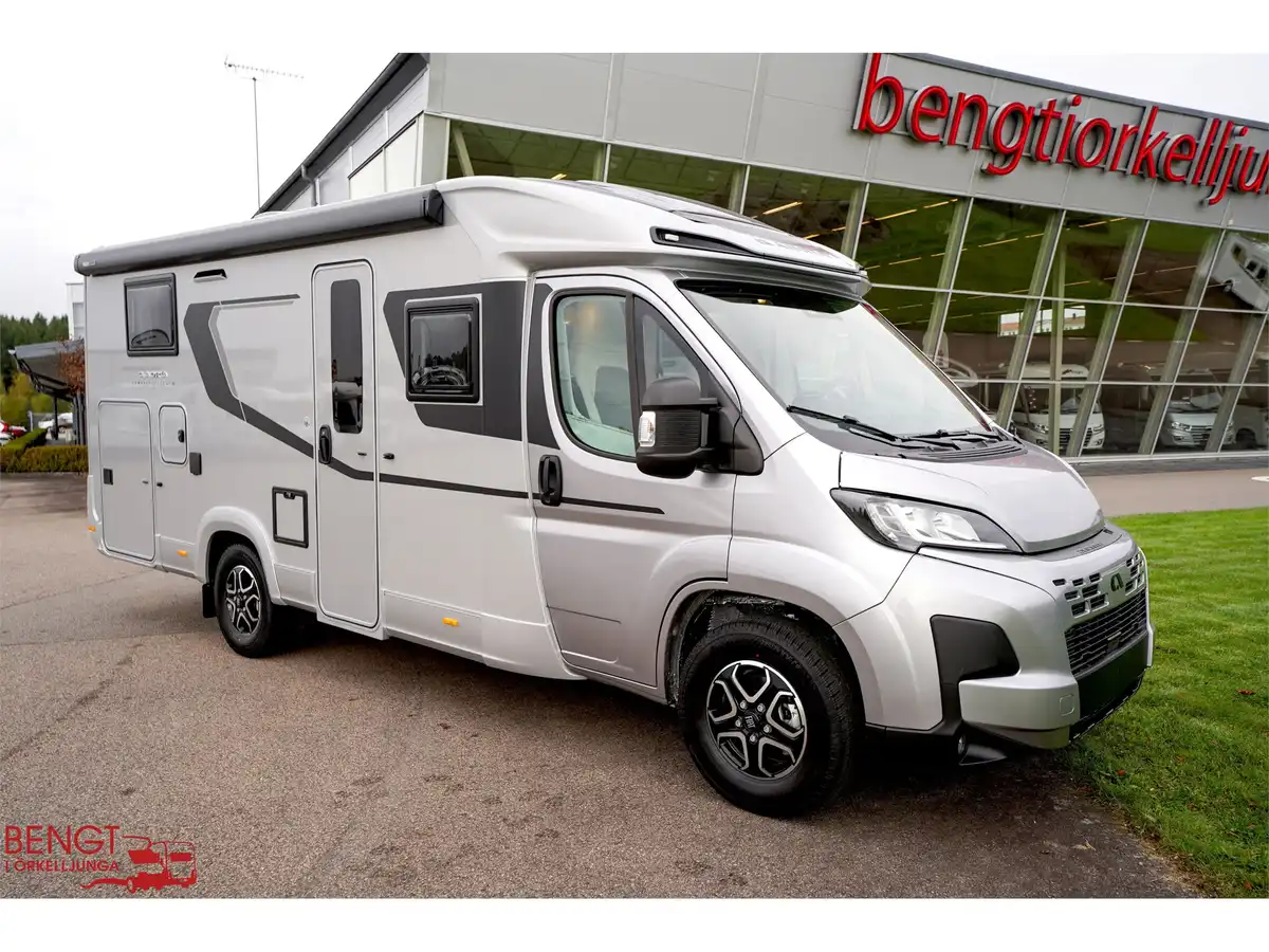 Adria COMPACT SUPREME DL — Halvintegrerad