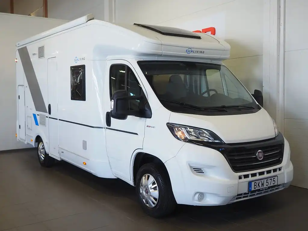Sun Living S 70 DK — Halvintegrerad