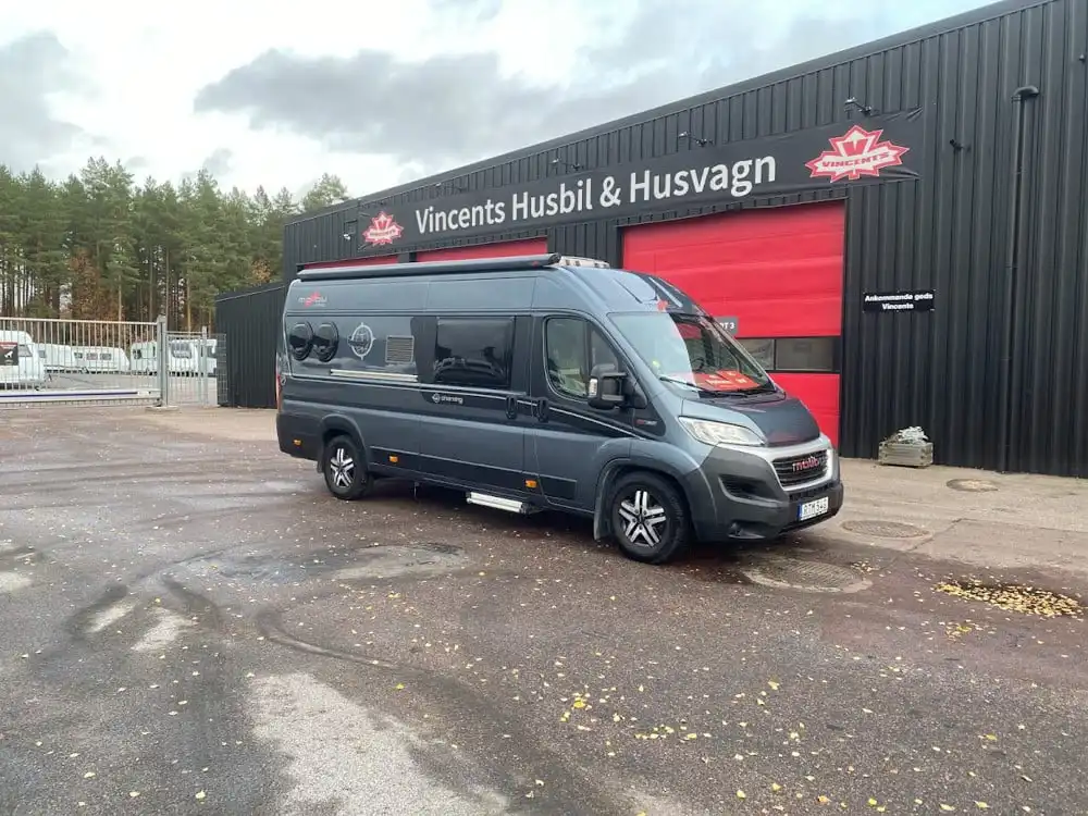 Carthago-Van 640 LE *Automat *Solcell-(2018) — Plåtis