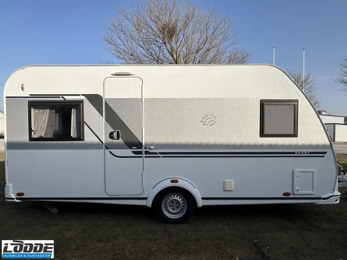 Knaus Sport 450 FU — Husvagn