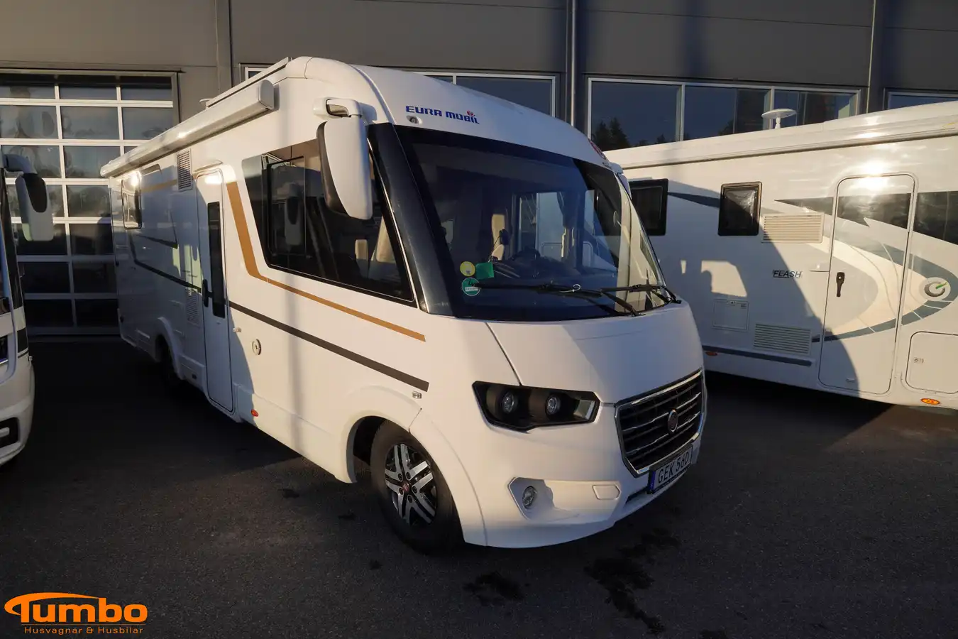 Eura Mobil - IL 720 QB — Helintegrerad