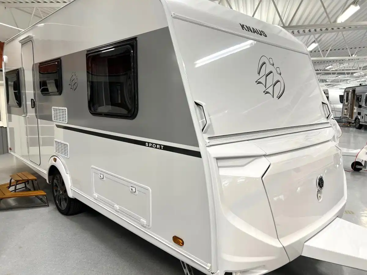 Knaus Sport 460 EU — Husvagn
