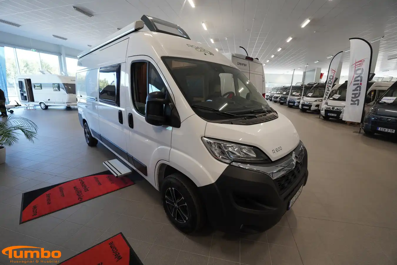Roadcar - R 600, 140HK, Vit, Markis, Cykelställ, Backkamera — Plåtis