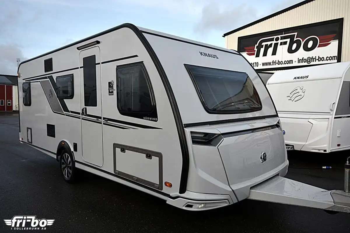 Knaus 580 QS Südwind Black Selection — Husvagn