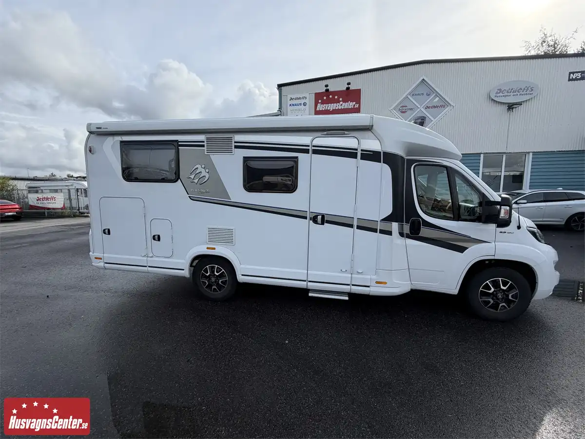 Knaus 650 MEG — Halvintegrerad