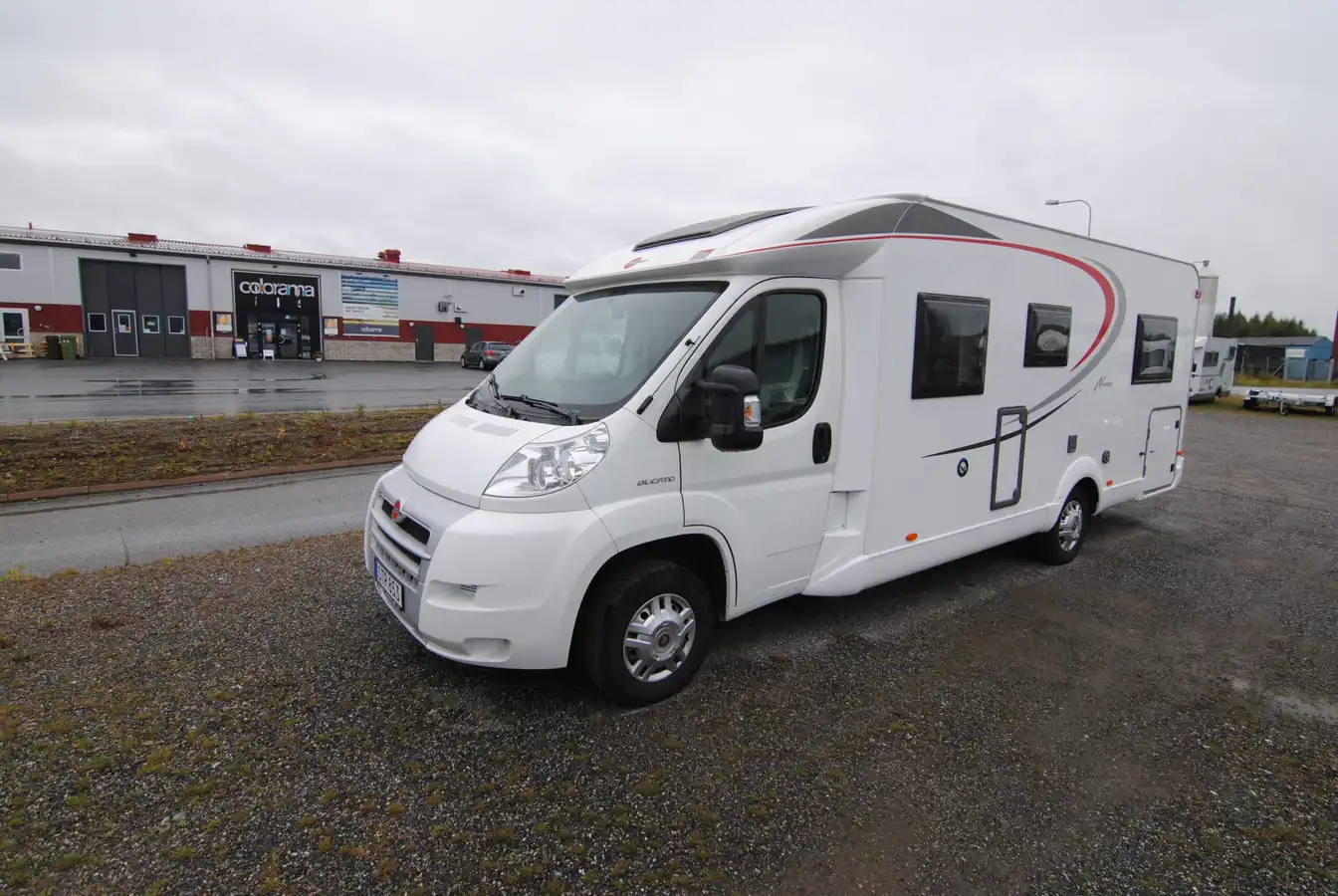 Bürstner T 729 — Husbil