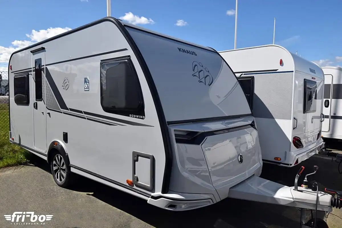 Knaus 450 FU Südwind — Husvagn