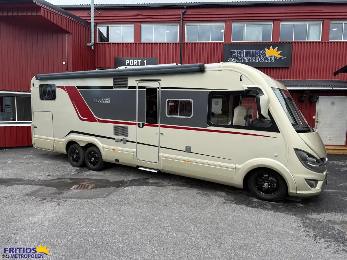 Bürstner Elegance 910 G MB — Helintegrerad
