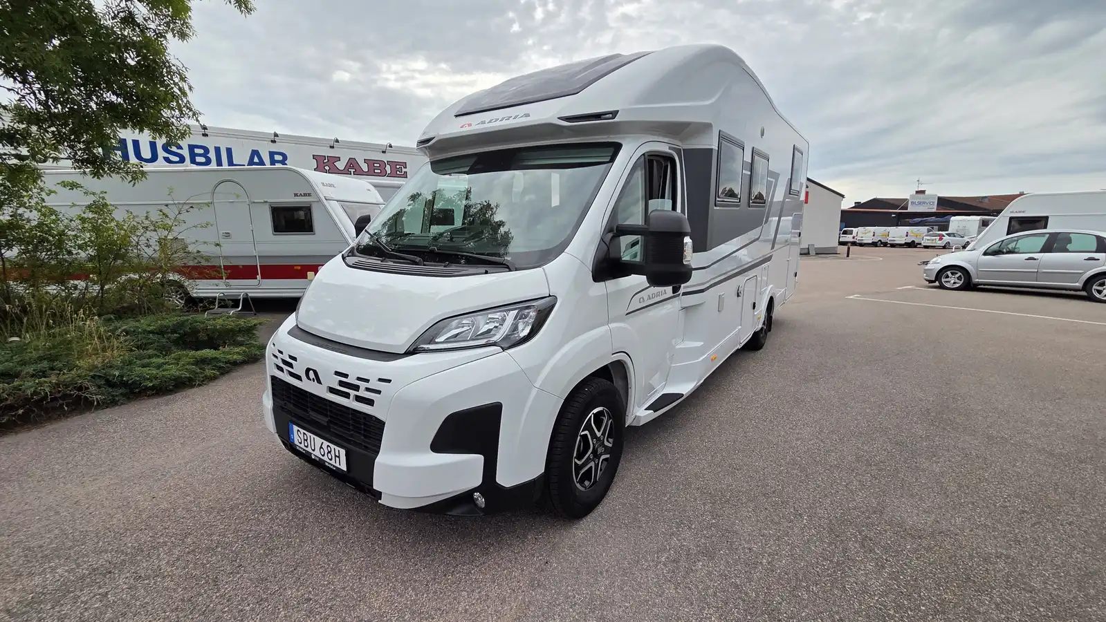 Adria CORAL 670DL — Plåtis