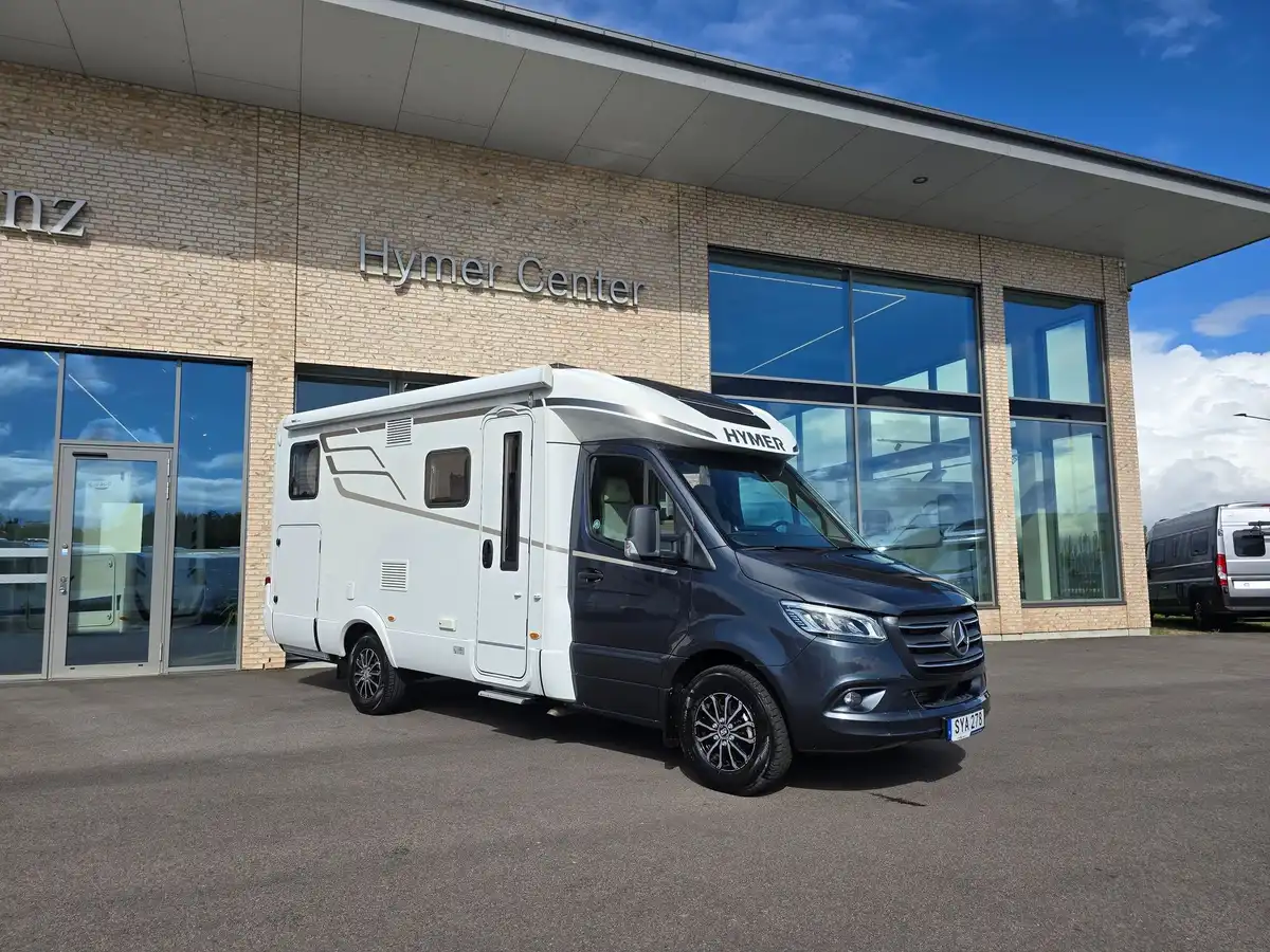 HYMER B-MC T 580 — Halvintegrerad