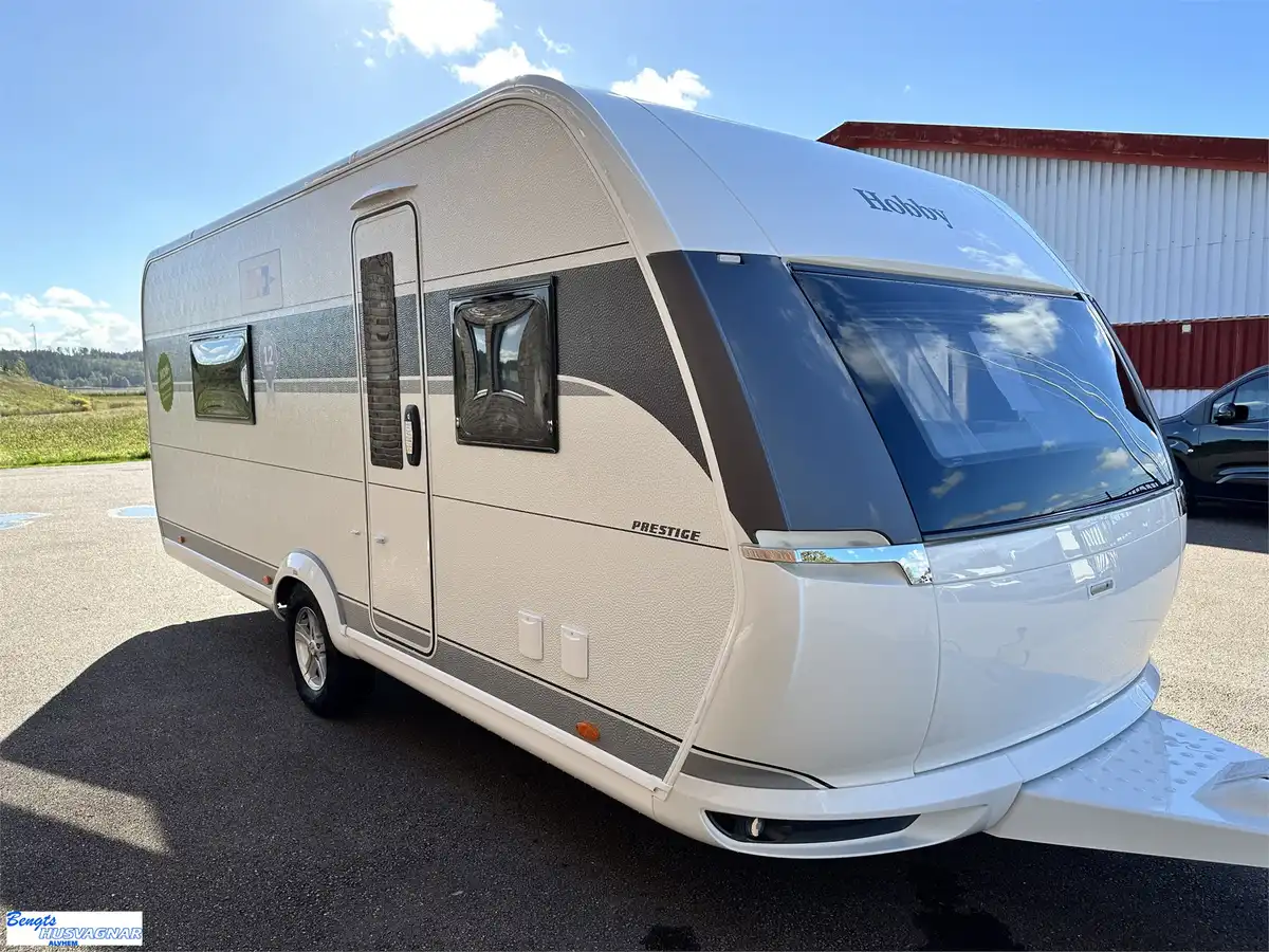 Hobby 560 WLU Prestige — Dubbel långbädd