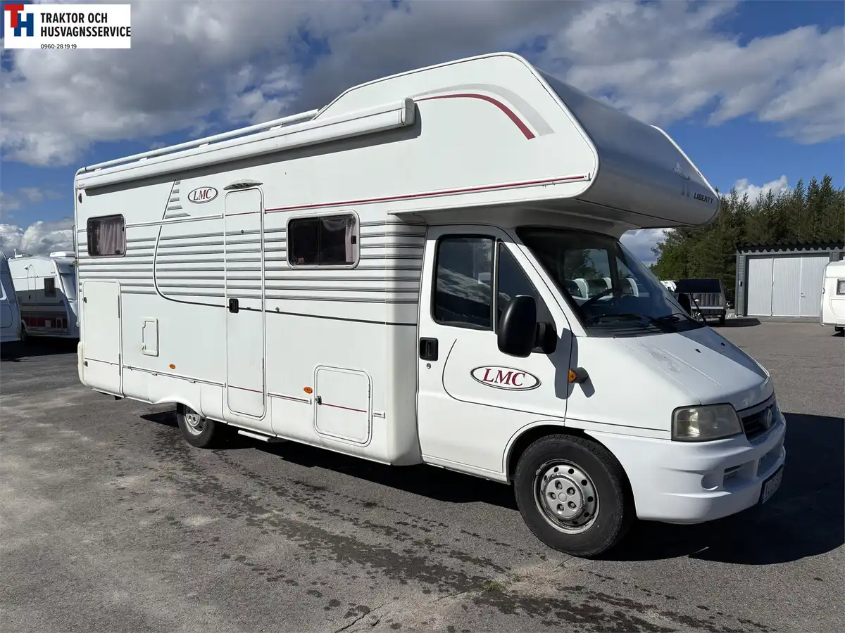 LMC 700 G — Alkov