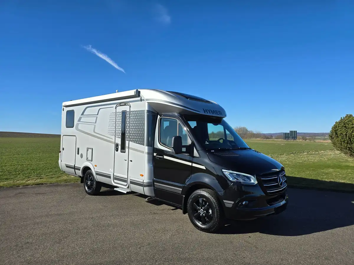 HYMER B-MC T 600 Facelift — Halvintegrerad