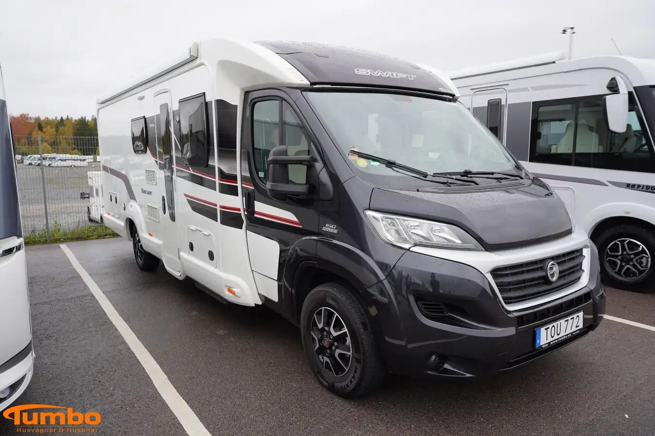 Swift - 774, Solcell, 150hk, Ugn — Halvintegrerad