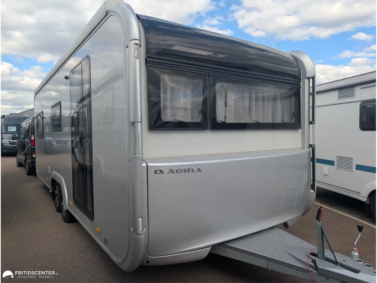 Adria Astella 644 DP — Husvagn