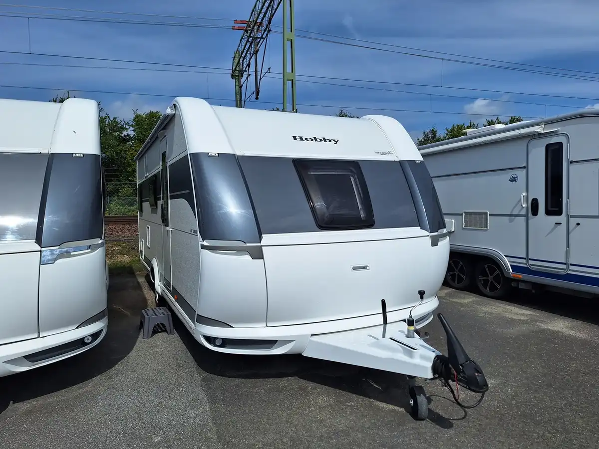Hobby De Luxe 545 KMF — Husvagn