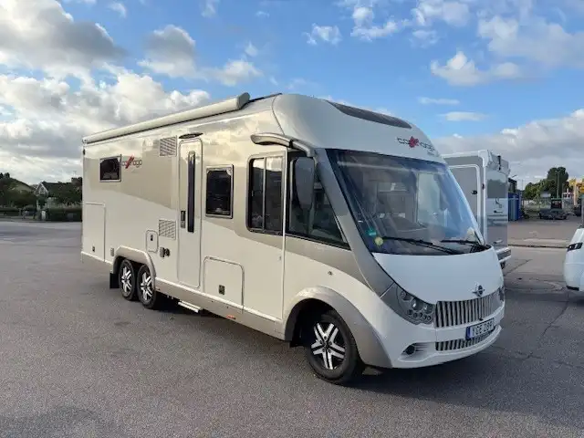 Carthago CHIC E-LINE I 51QB — Helintegrerad