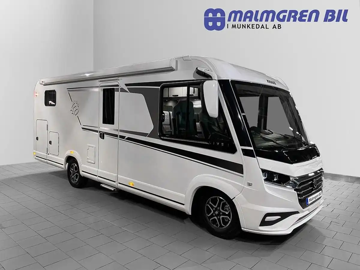 Knaus L!VE I 700 MEG — Helintegrerad