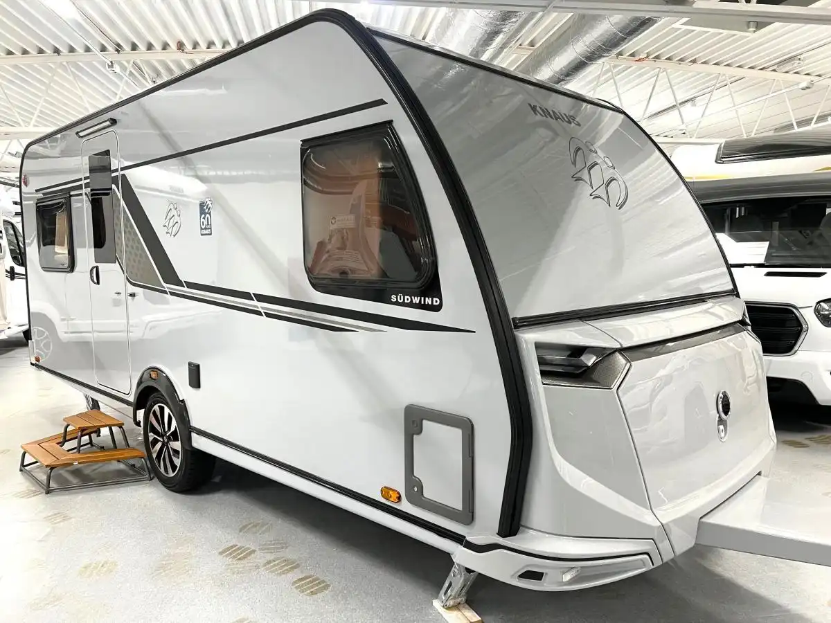 Knaus Südwind 60 Years 500 FU — Husvagn