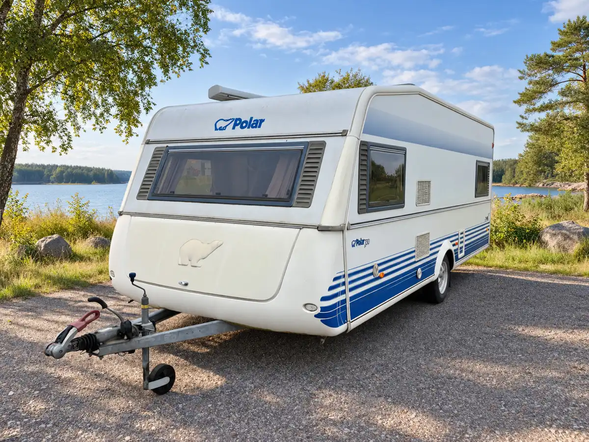 Polar 590 bk — Husvagn