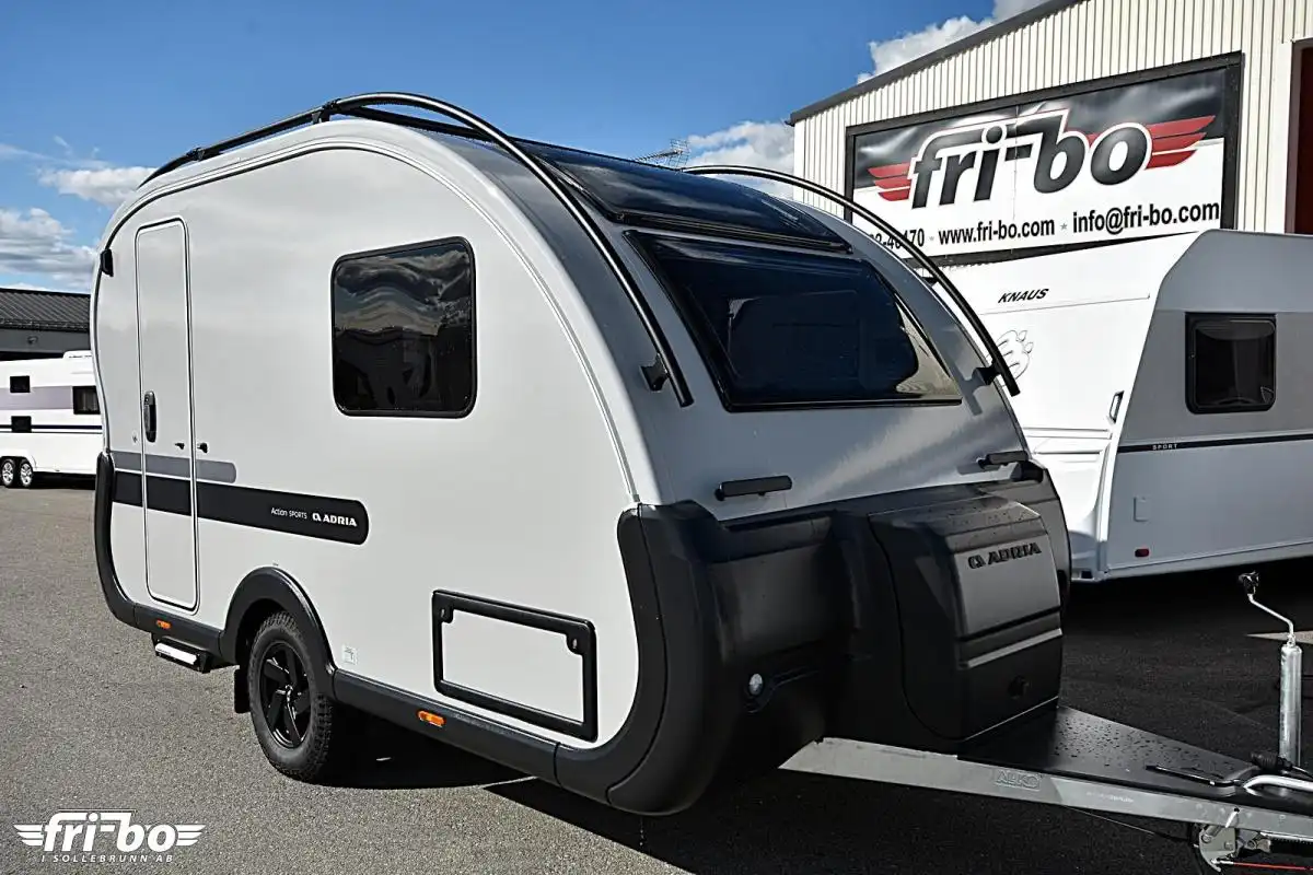Adria 391 LH Action Sport — Husvagn