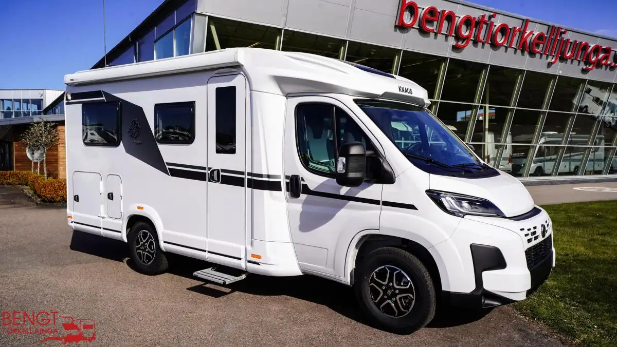 Knaus Live TI Platinum Selection 590 MF — Halvintegrerad