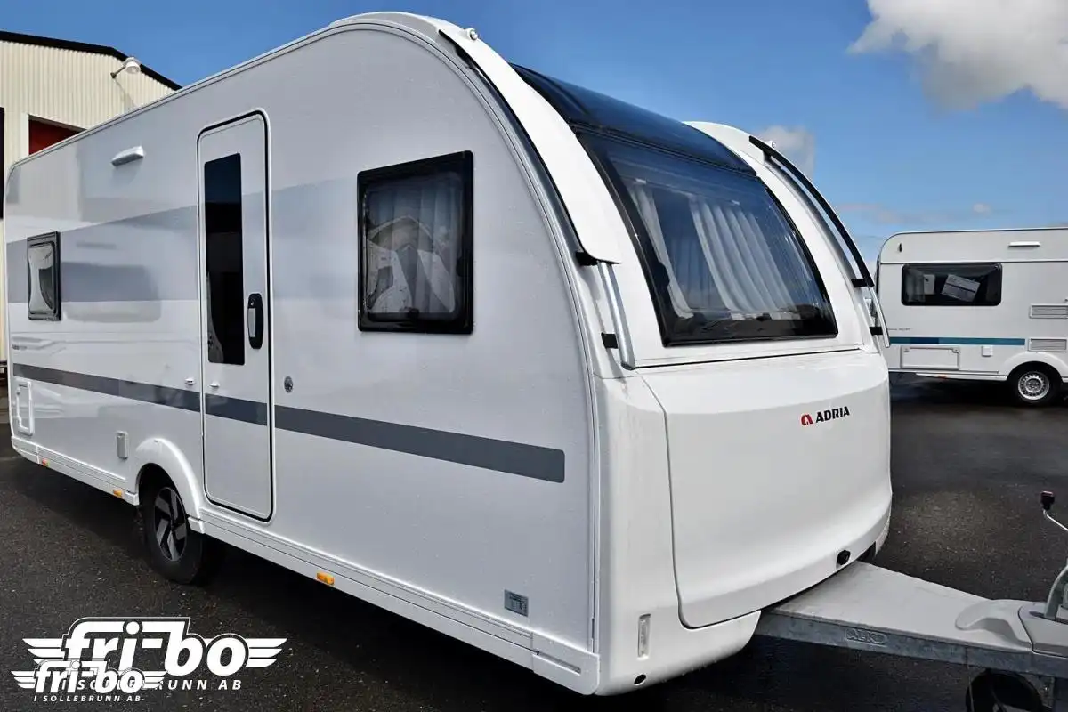 Adria 522 UP Adora — Husvagn