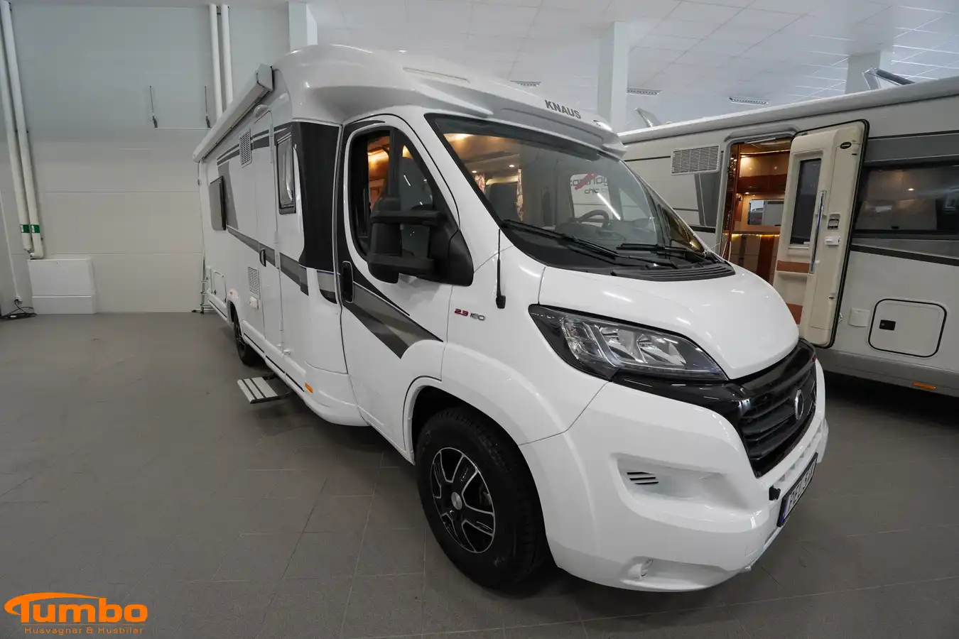 Knaus - Sky Ti 700 MEB — Halvintegrerad