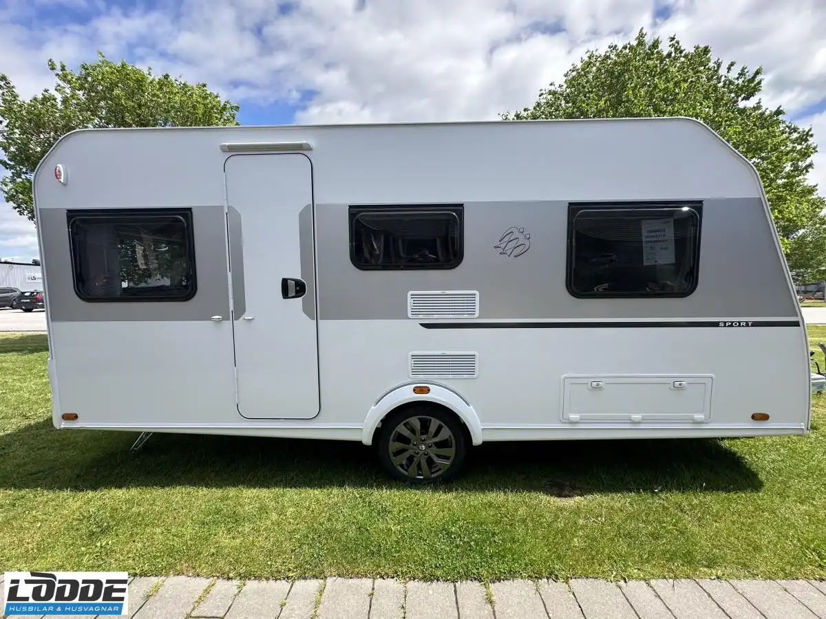 Knaus Sport 460 EU — Dubbel långbädd