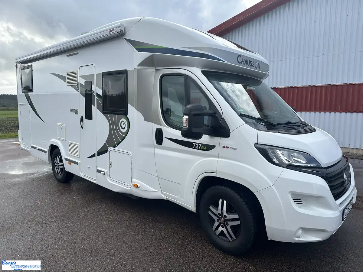 Chausson 727GA SPECIAL EDITION — Halvintegrerad