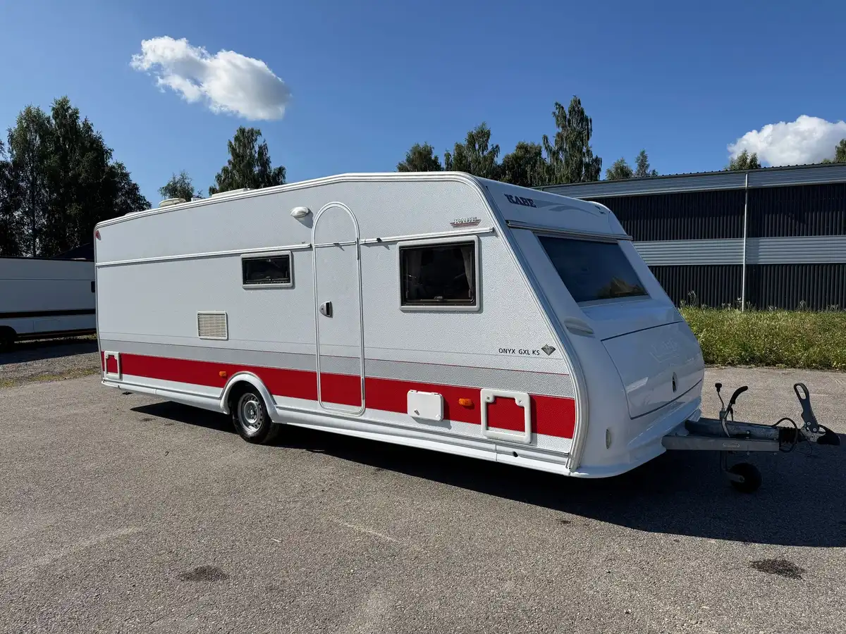 Kabe ONYX GXL KS — Husvagn