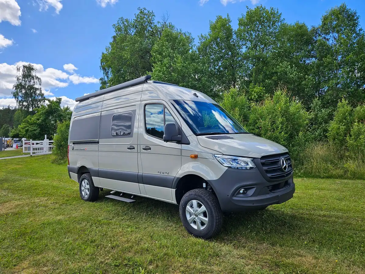 HYMER Grand Canyon S 600 4x4 — Plåtis