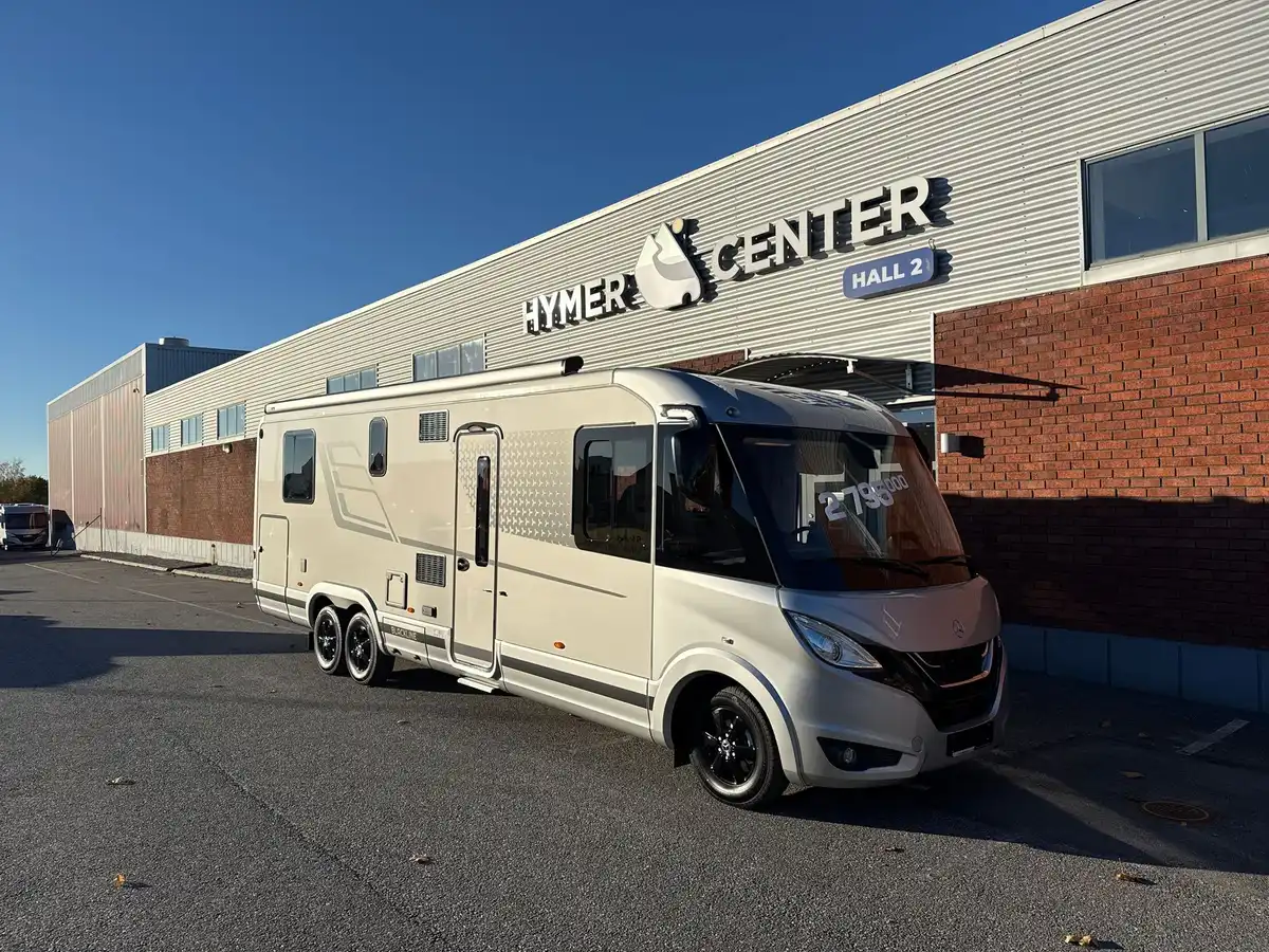 HYMER MasterLine I 890 HC-Edition-Black — Helintegrerad