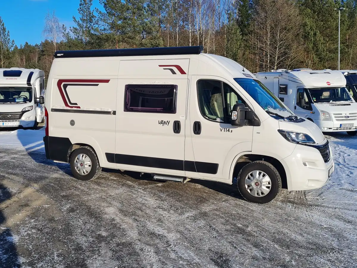 Challenger VANY V114S — Plåtis