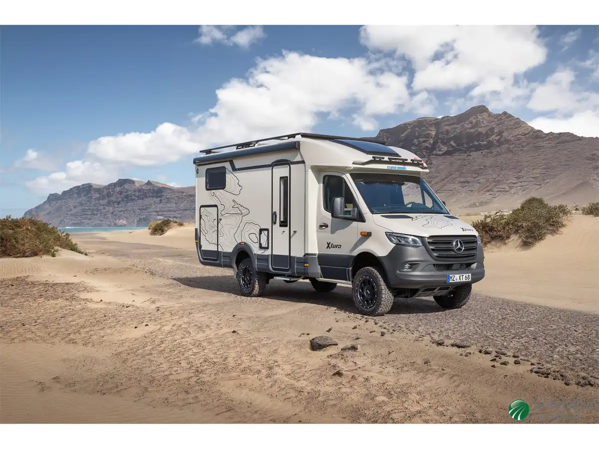 Eura Mobil XTURA 686 EF — Halvintegrerad