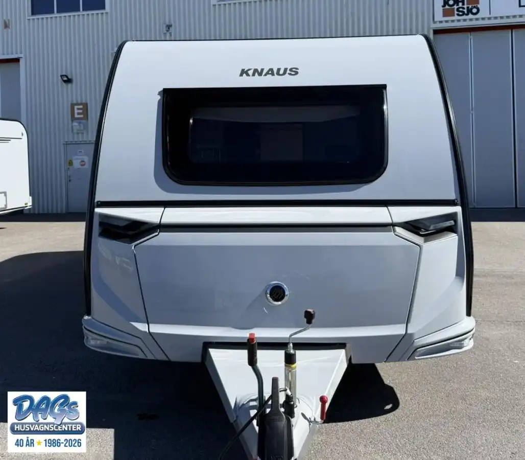 Knaus SÜDWIND 580 UK BLACK SELECTION — Husvagn