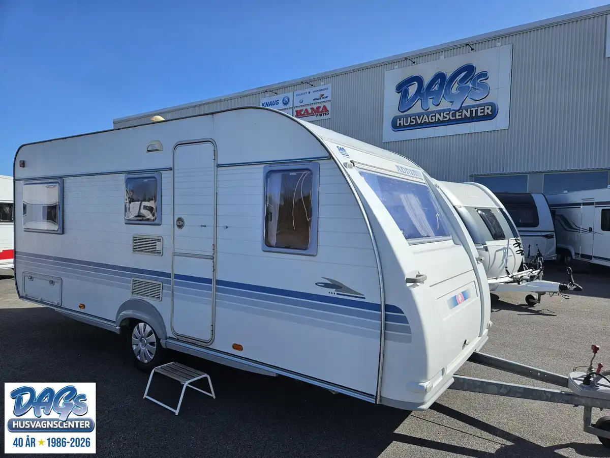 Adria ADORA 512 UL — Dubbel långbädd