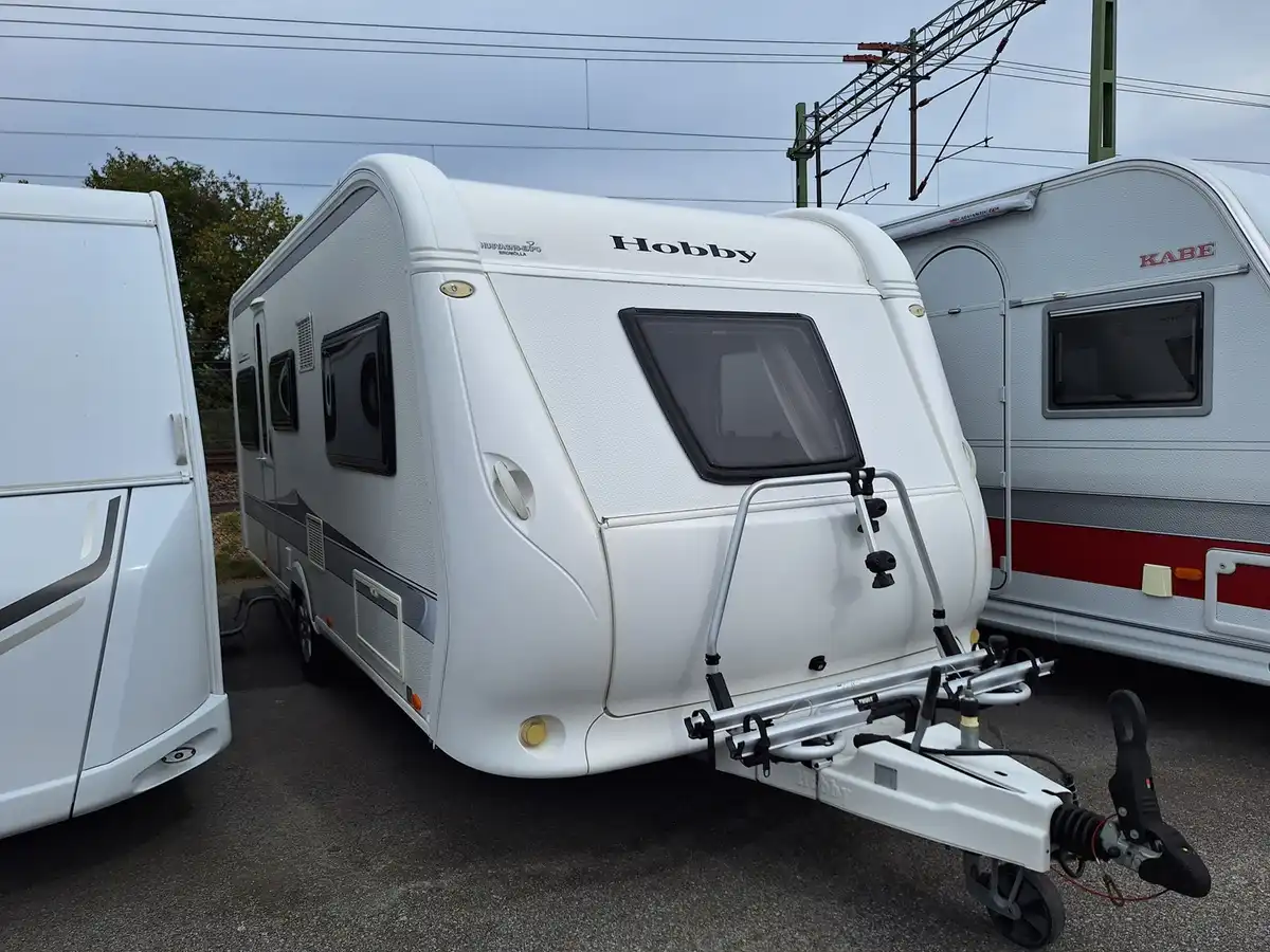 Hobby De Luxe 495 UL — Husvagn